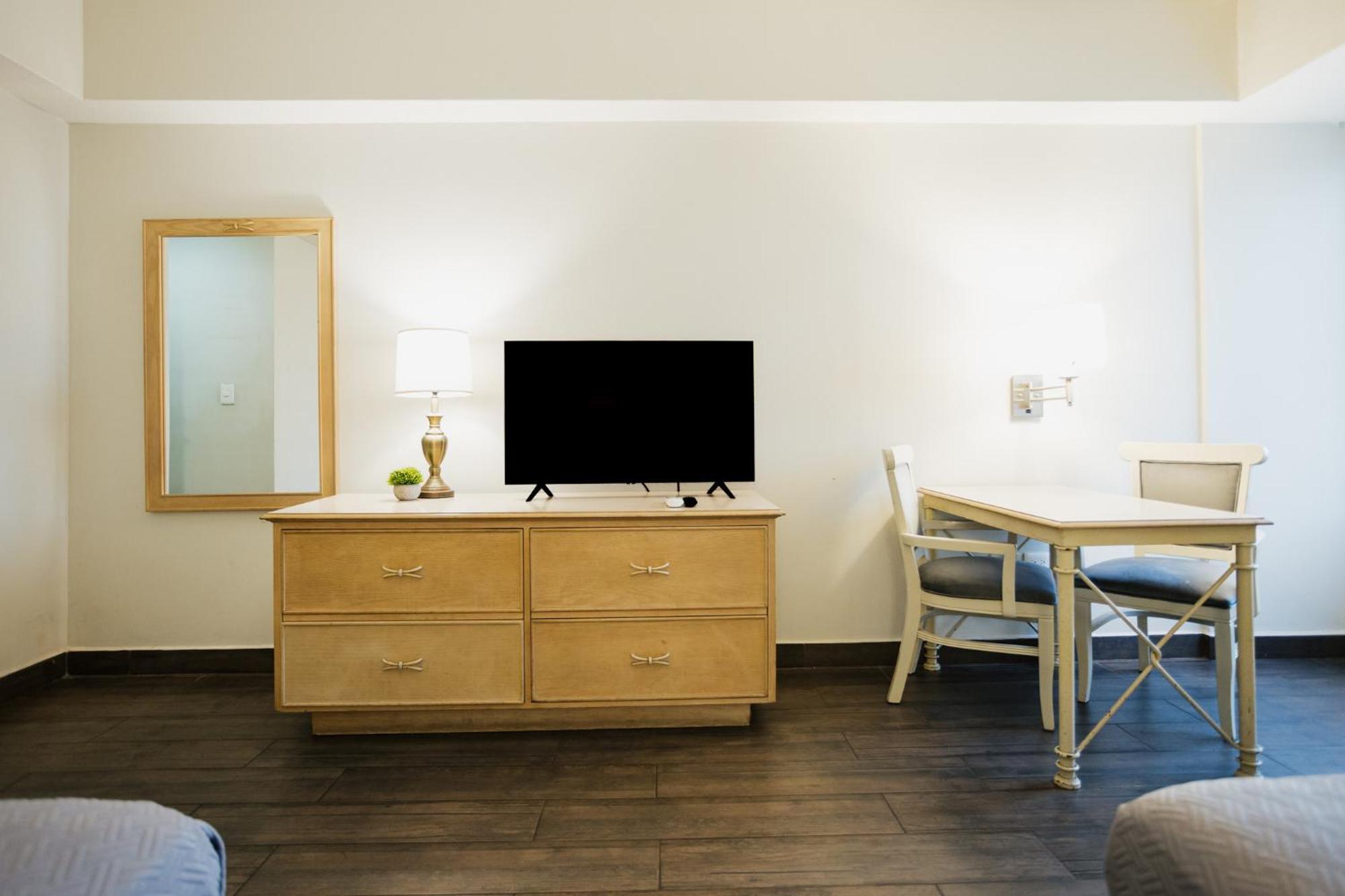 Hotel Parque Central Monterrey Zewnętrze zdjęcie
